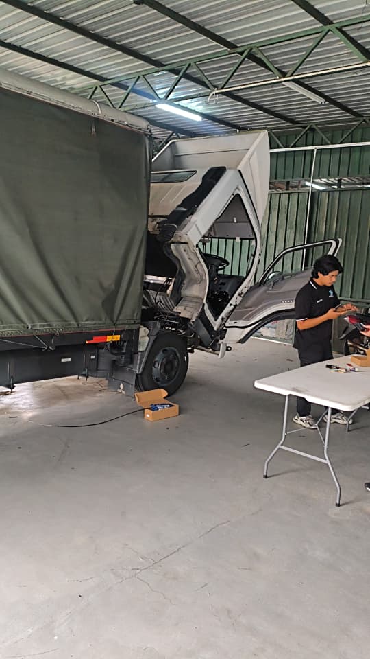 Speed Limiting Device installation on a truck